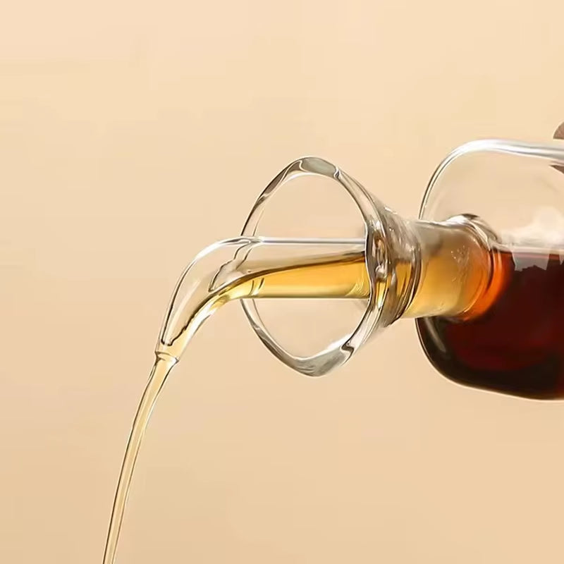 2025 High Borosilicate Glass Oil Pot Household Leak-Proof Oil & Vinegar Pots Kitchen Soy Sauce Pot Tank Seasoning Bottle Hot